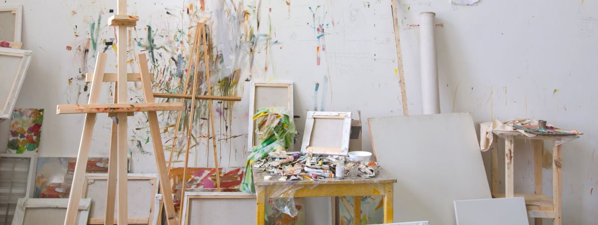 Top Tips For Creating An Art Studio At Home